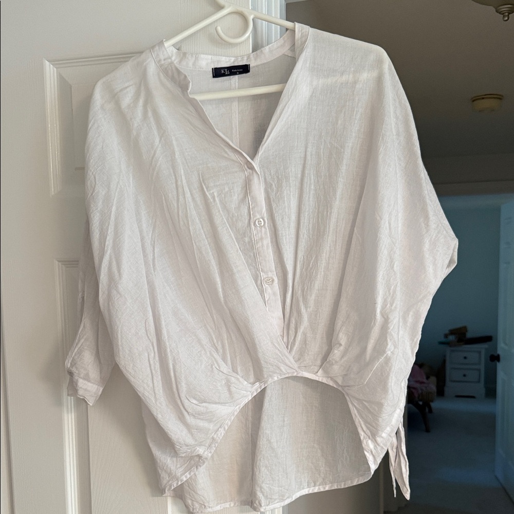 Elegant White Women's Blouse